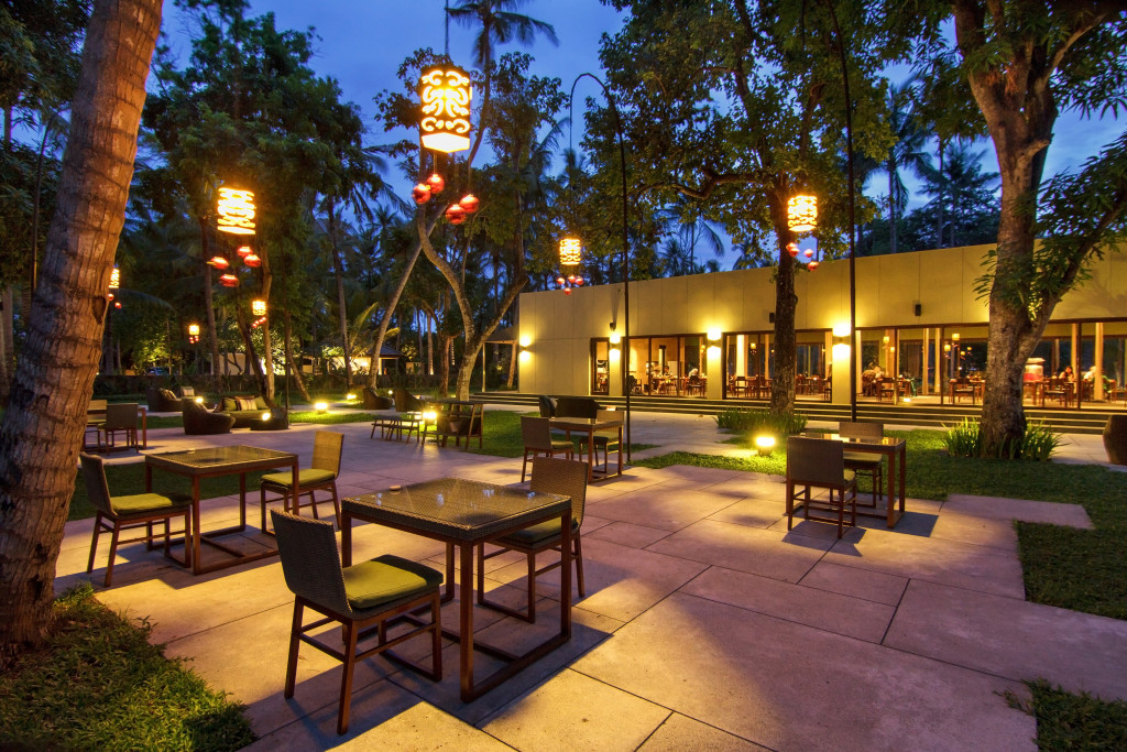 restaurant outdoor space